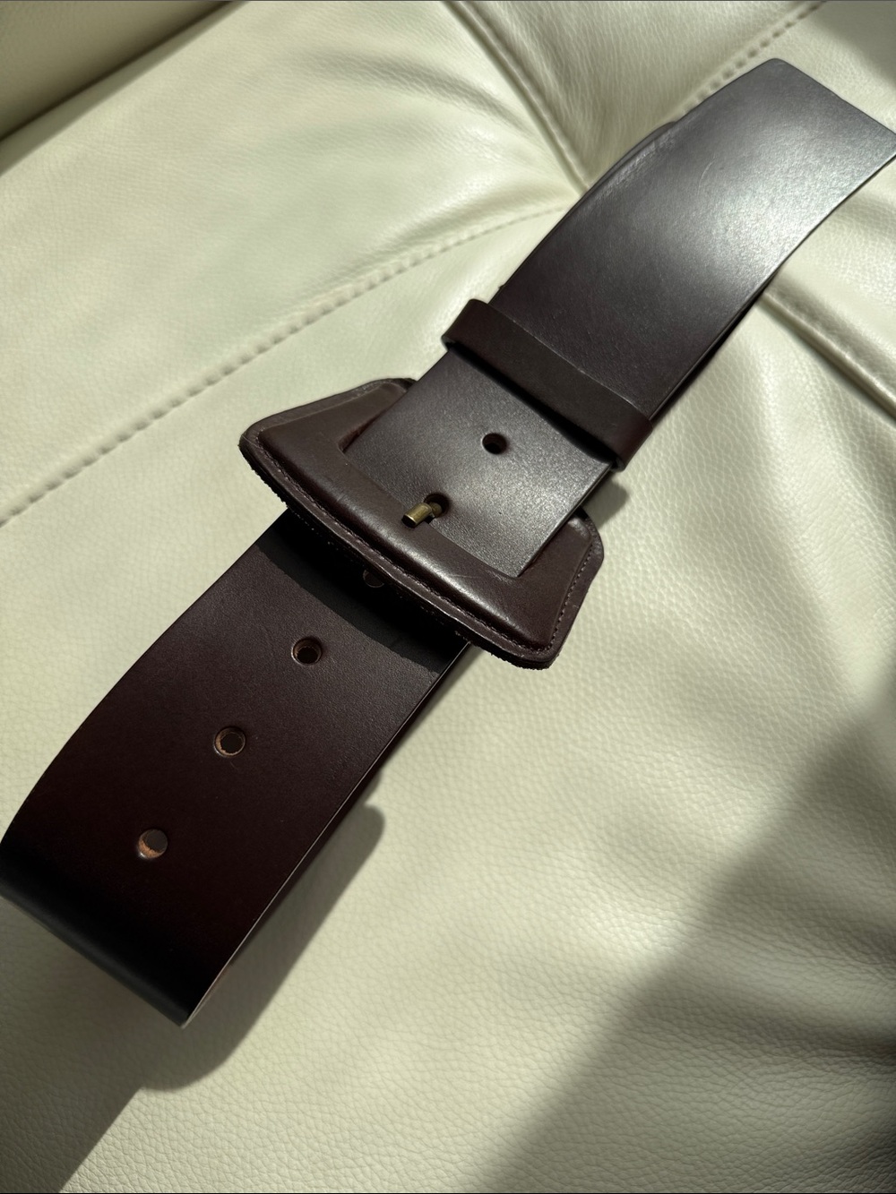 Zara Leather Belt With Lined Buckle